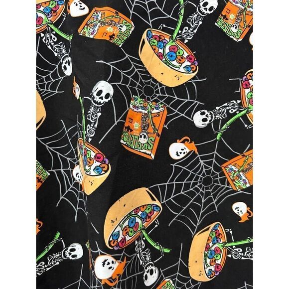 Serene Uniforms Halloween Skull Spooky Candy Bowl Scrub Top Size 2XL Festive - Picture 6 of 10